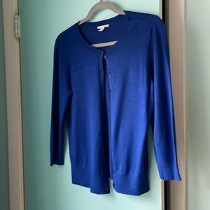 Halogen Royal blue 3/4 sleeve button down cardigan.